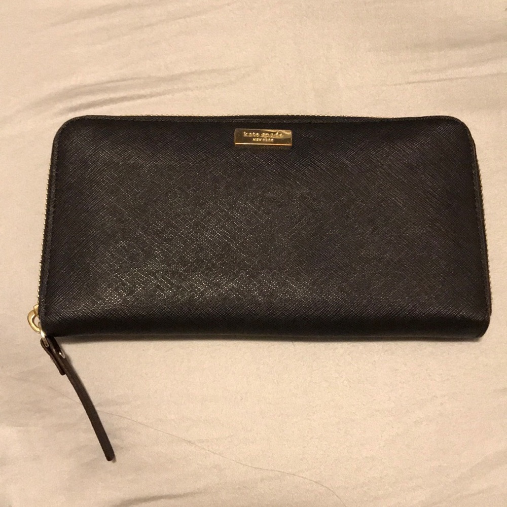 Kate Spade black saffiano leather zip wallet